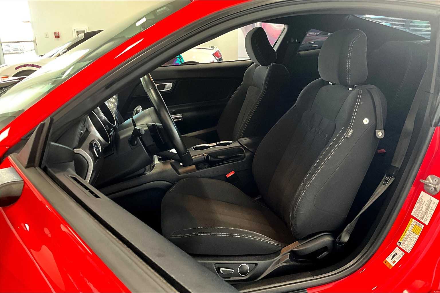 Thumbnail: 2019 Ford Mustang - 11