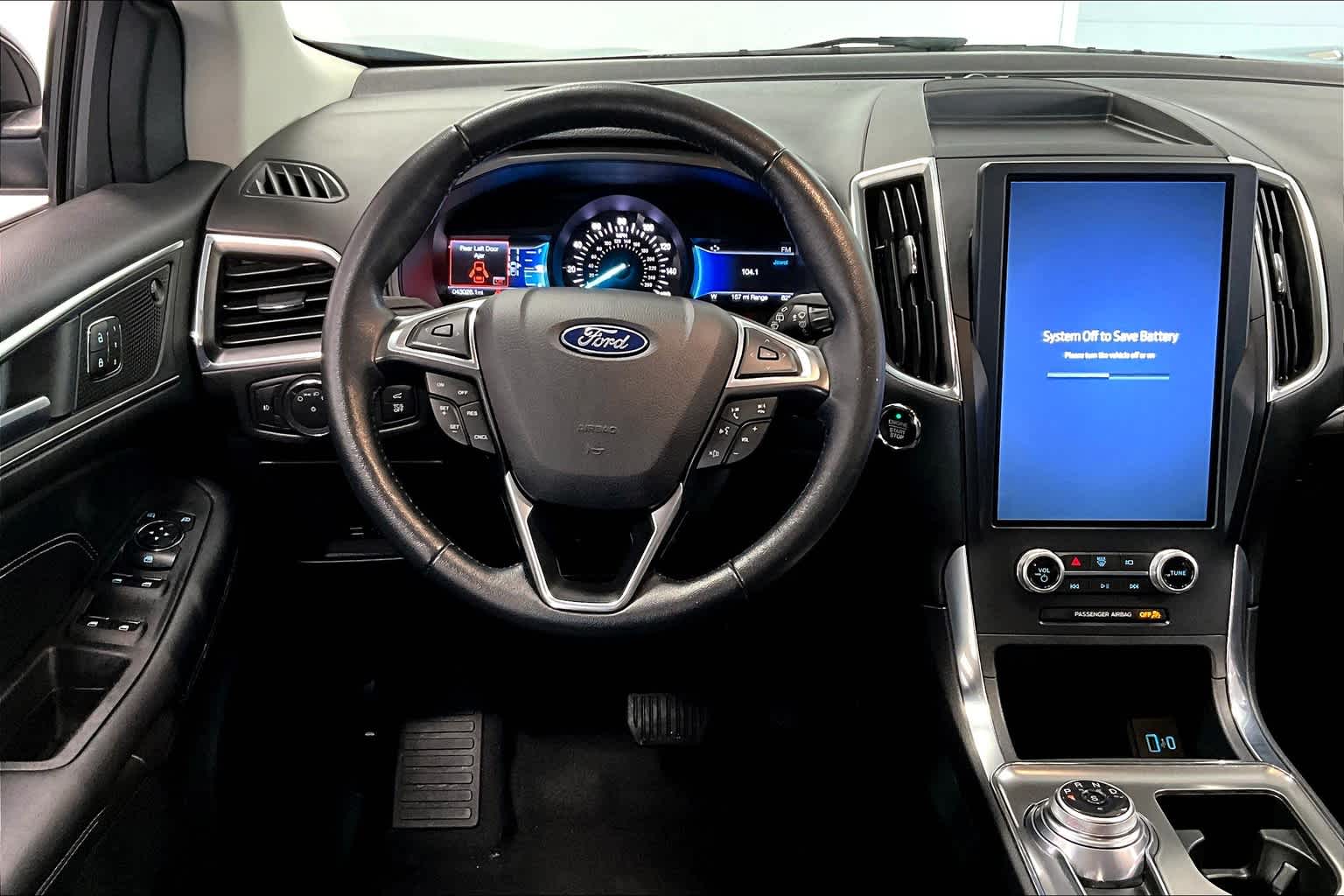 2022 Ford Edge Titanium 13