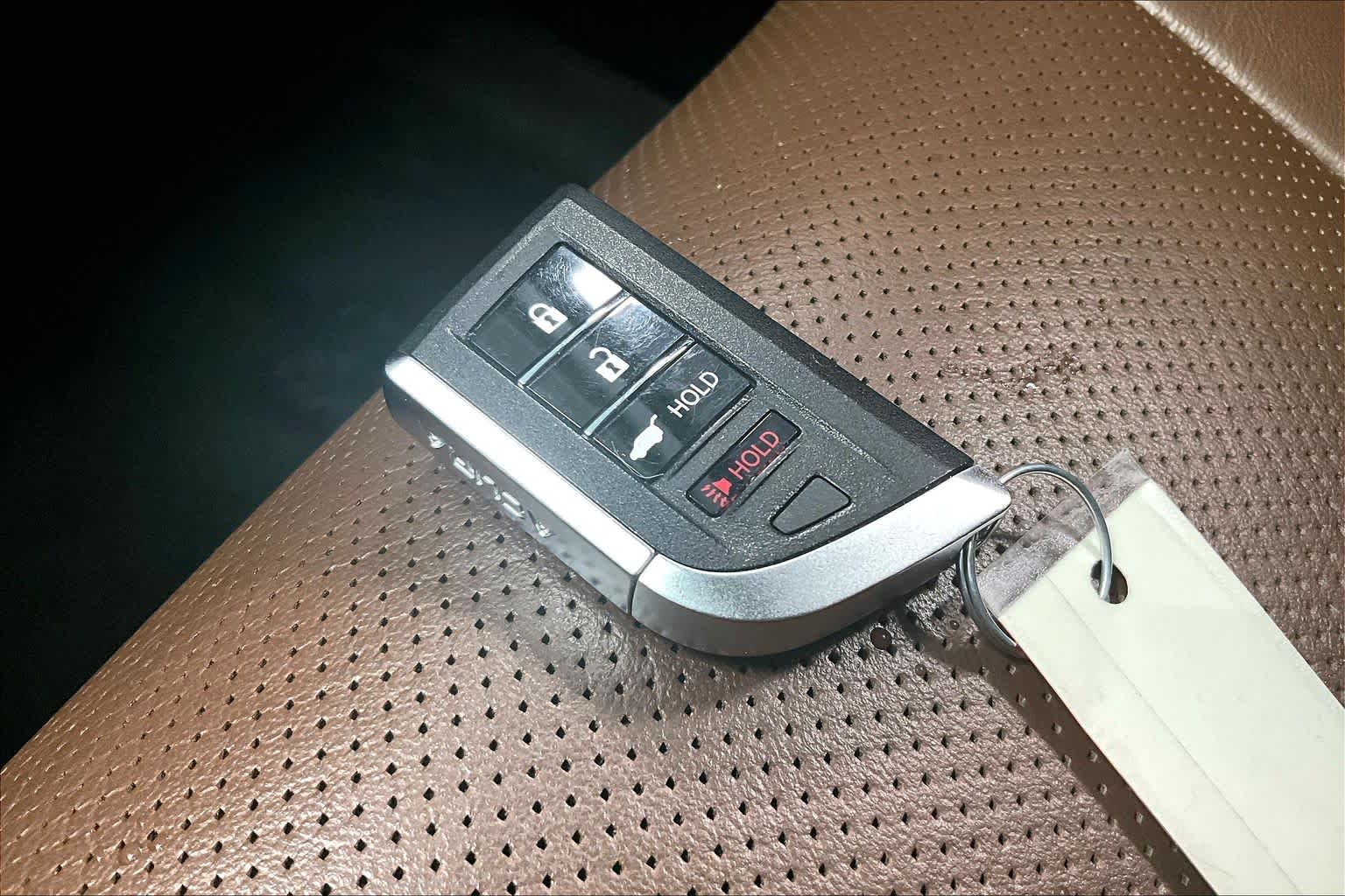 Thumbnail: 2022 Acura MDX - 17