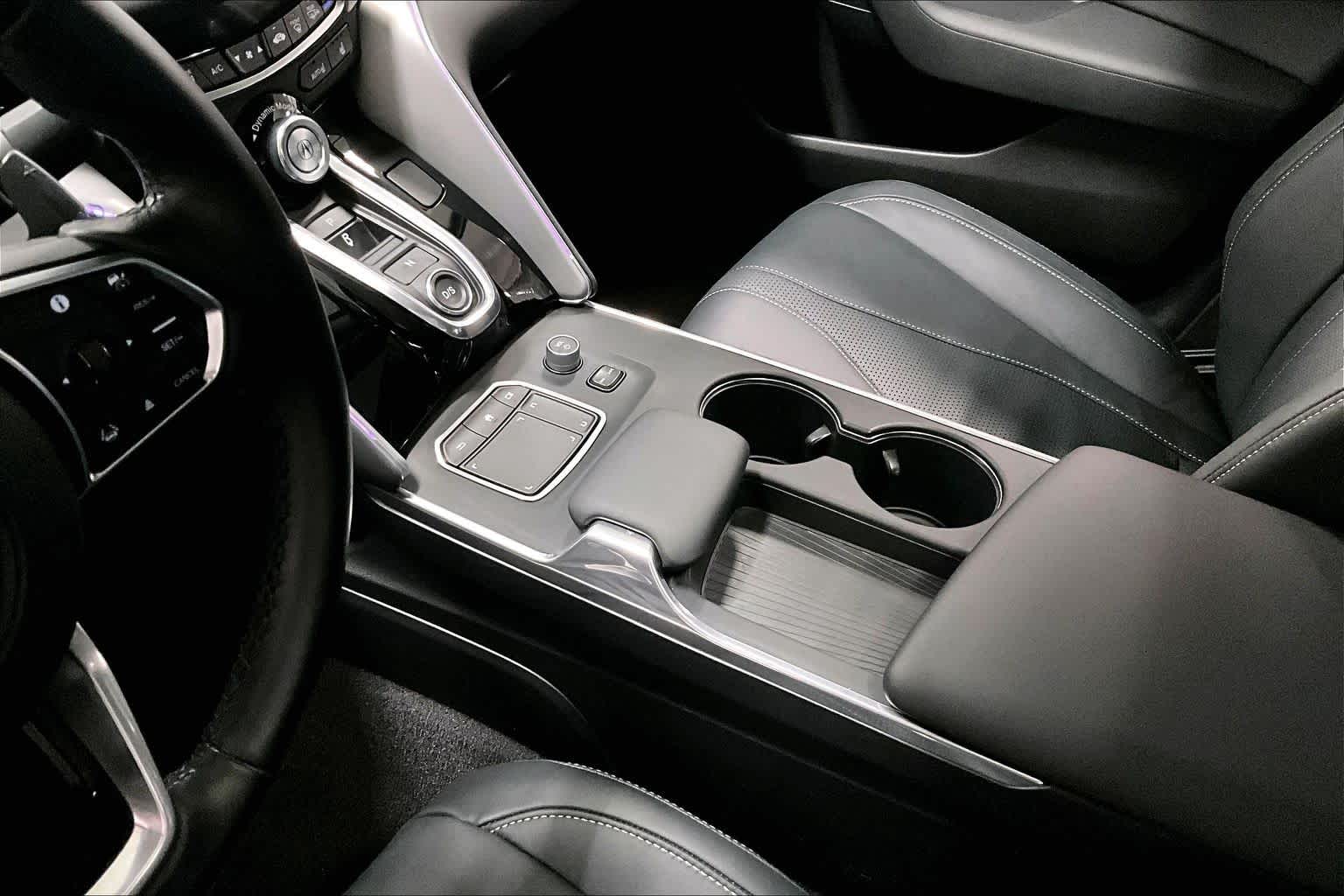 Thumbnail: 2022 Acura TLX - 15