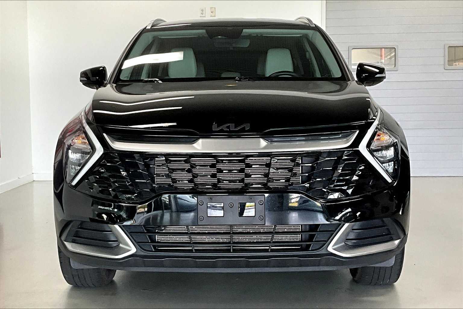 Thumbnail: 2023 Kia Sportage - 6