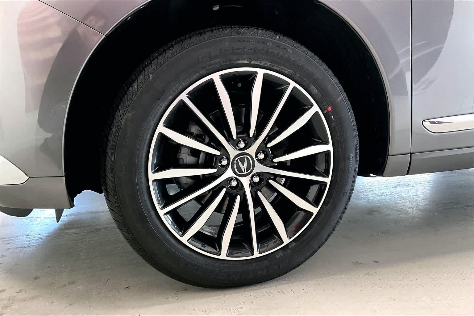 Thumbnail: 2026 Acura RDX - 8