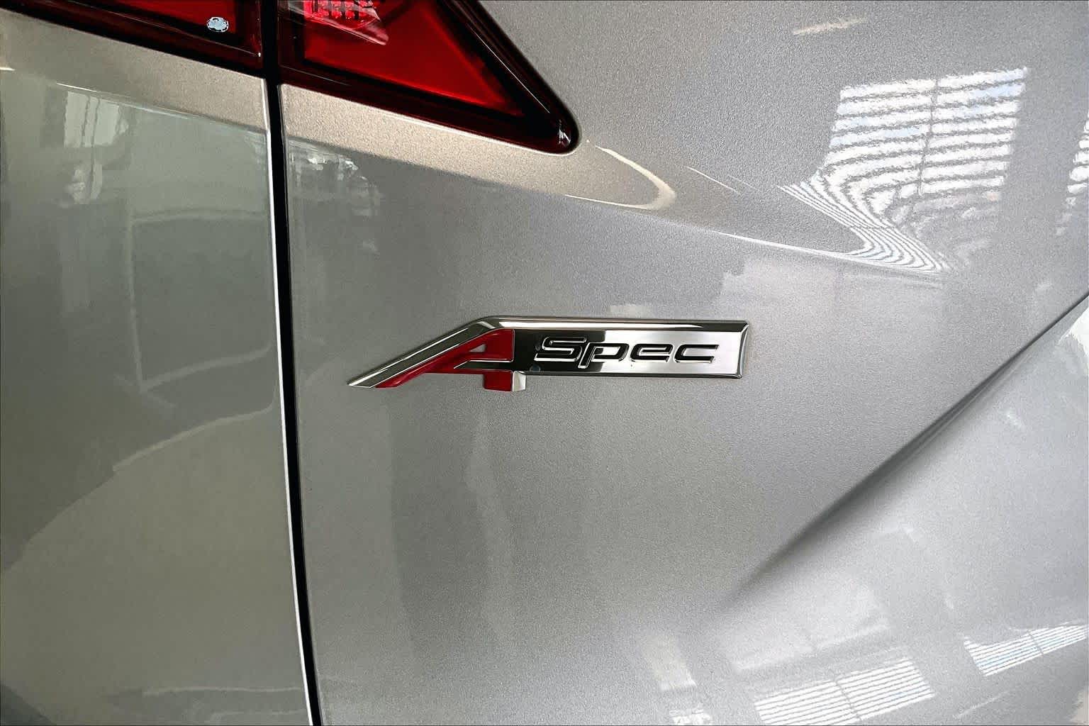 Thumbnail: 2023 Acura RDX - 7