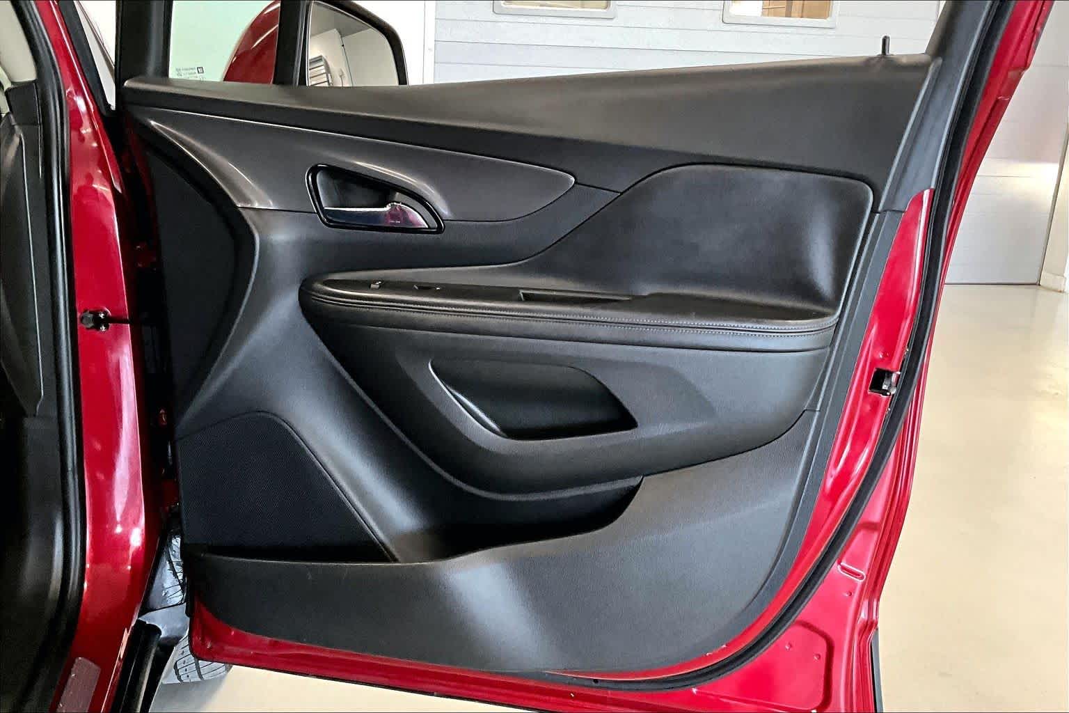 Thumbnail: 2017 Buick Encore - 24