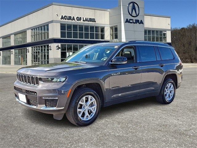 2023 Jeep Grand Cherokee Limited photo 3