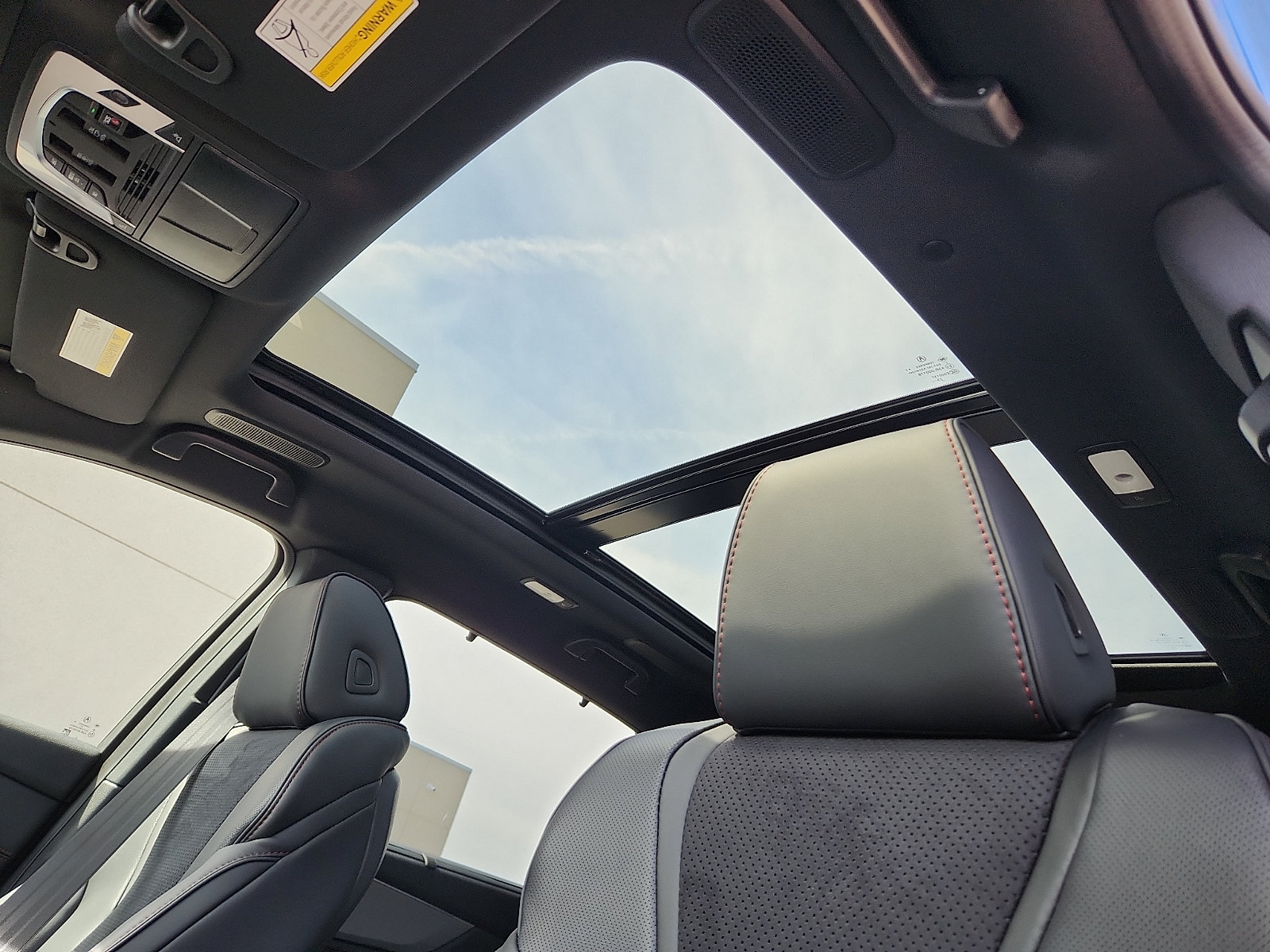2026 Acura MDX A-Spec Package - Photo 11