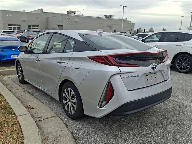 2021 Toyota Prius Prime XLE photo 2