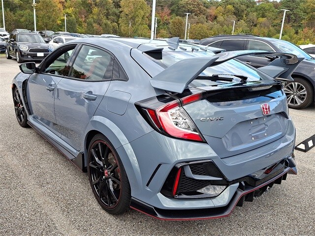 2021 Honda Civic Type R Touring Hatchback photo 3
