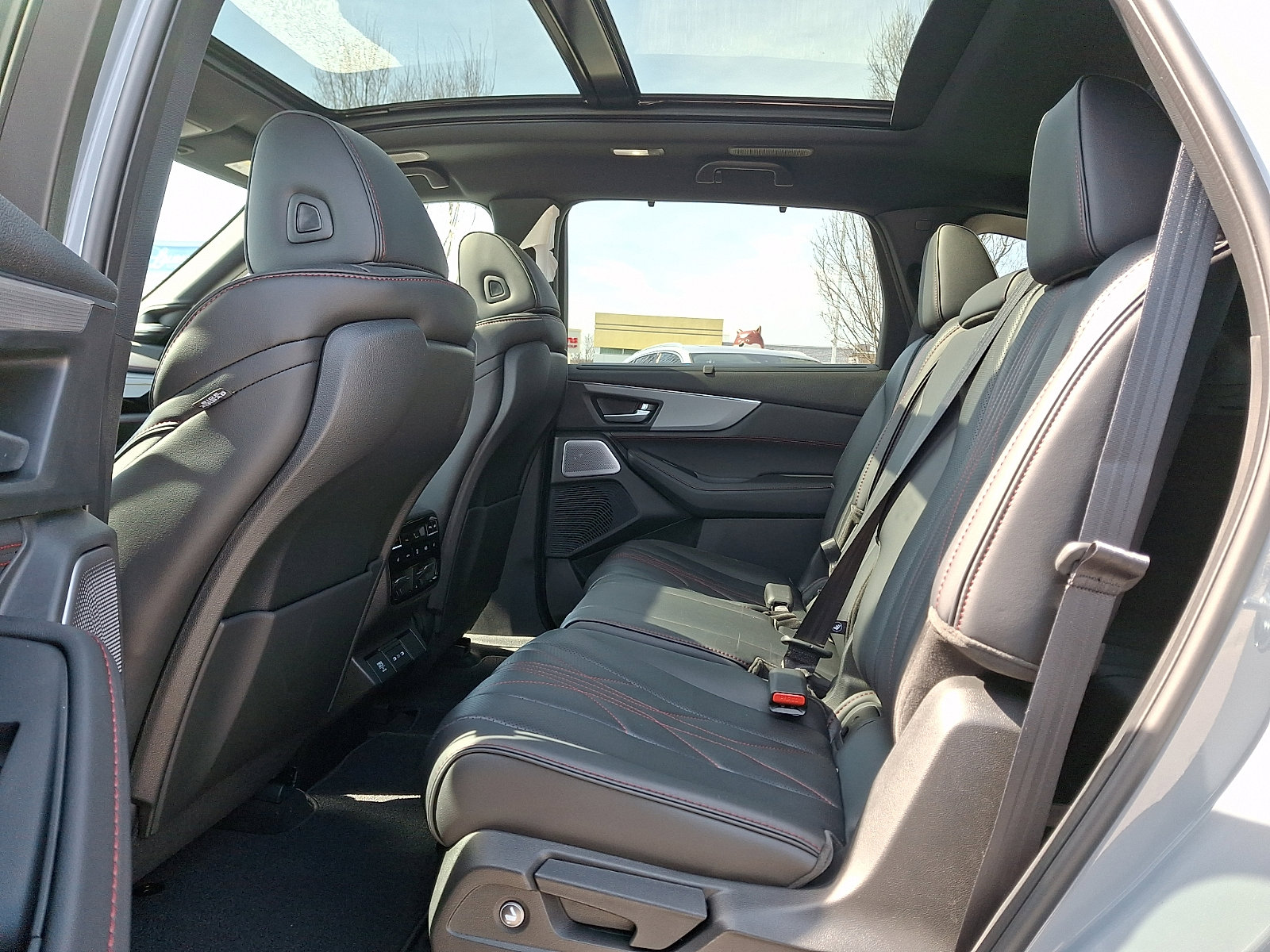 2026 Acura MDX A-Spec w/Advance Package - Photo 10