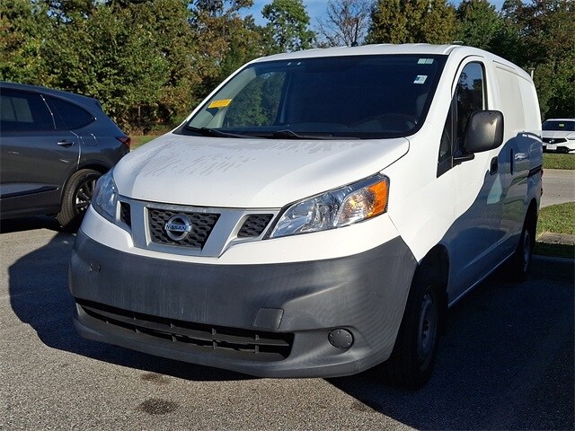 2018 Nissan NV200 S photo 2