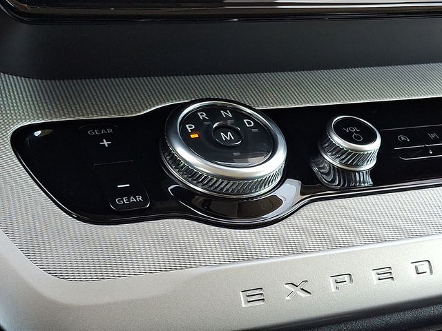 2025 Ford Expedition Active - Photo 15