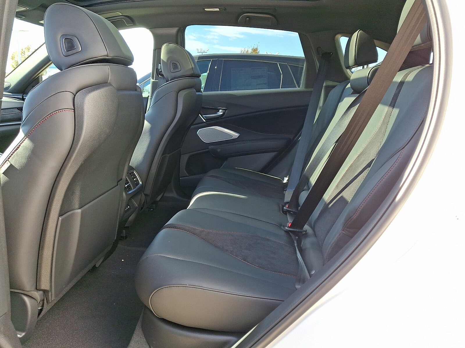 2026 Acura RDX A-Spec Package - Photo 6