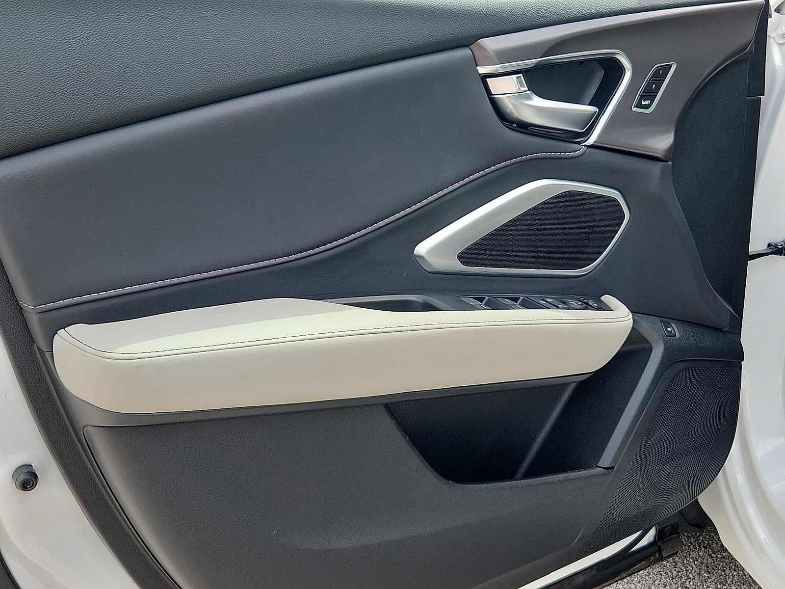 2026 Acura RDX Base - Photo 8