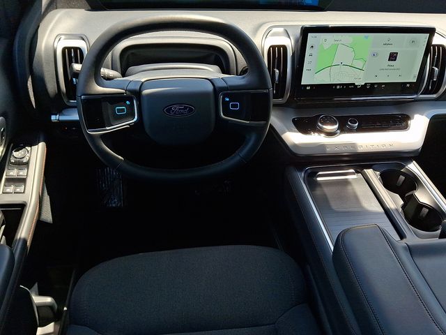 2025 Ford Expedition Active - Photo 12