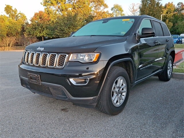 2020 Jeep Grand Cherokee Laredo E photo 3