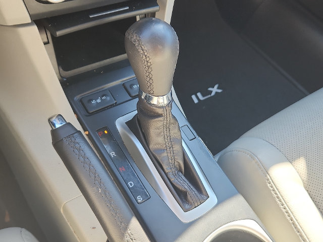 2017 Acura ILX Technology Plus - Photo 15