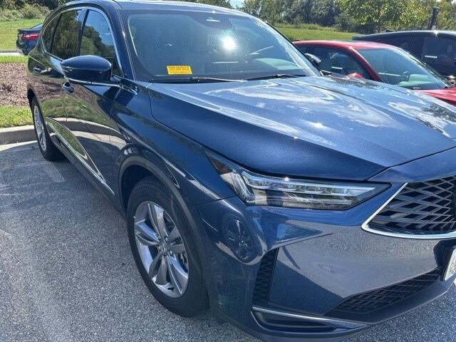 2025 Acura MDX SH-AWD photo 3