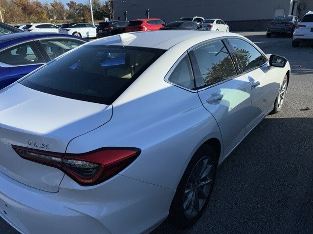 2022 Acura TLX Base photo 4