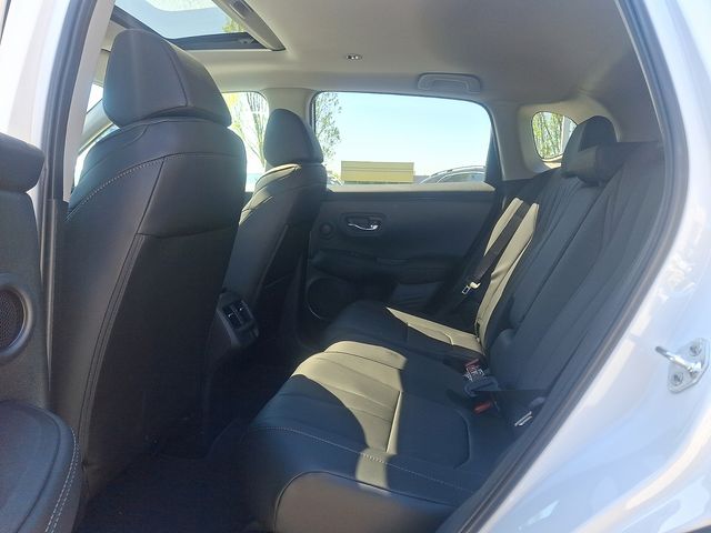 2025 Acura ADX Base - Photo 10