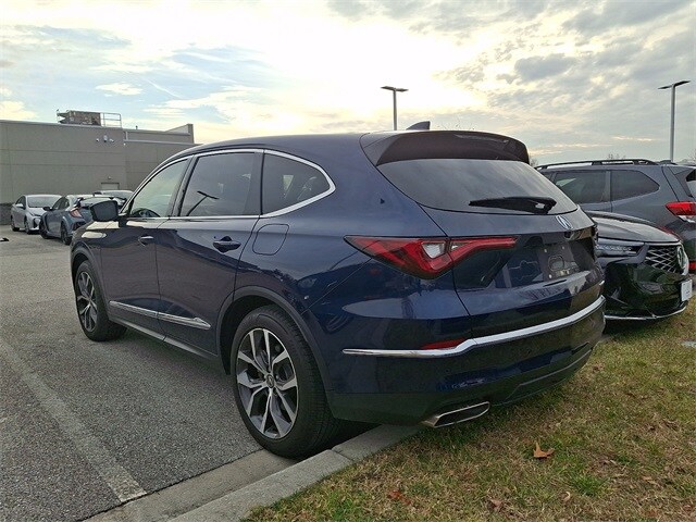 2023 Acura MDX Technology SH-AWD photo 2