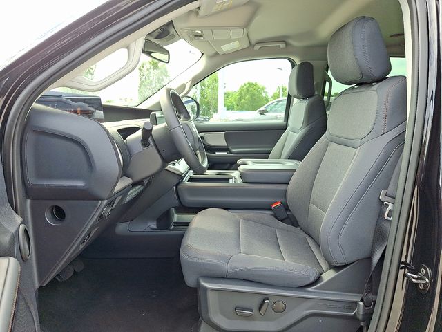 2025 Ford Expedition Active - Photo 15