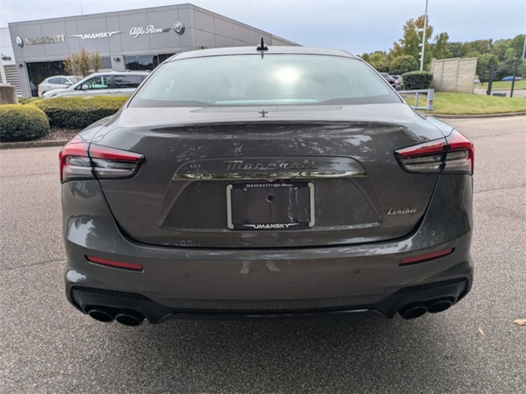 Used 2022 Maserati Ghibli Modena Sedan
