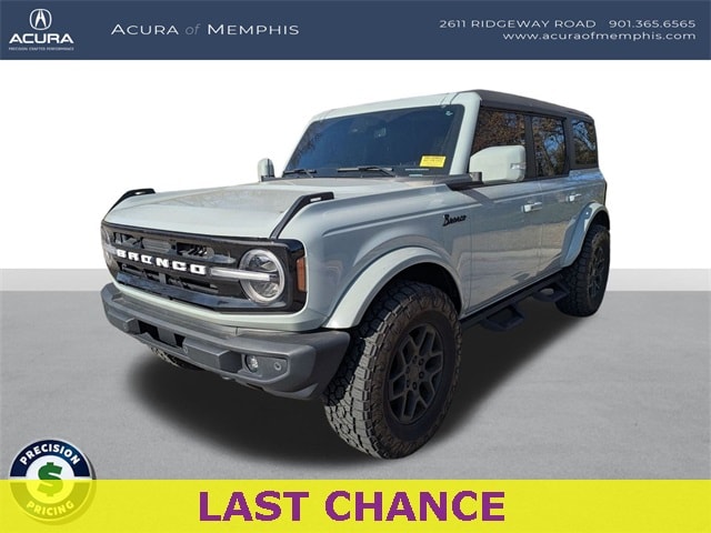 2023 Ford Bronco Outer Banks's photo