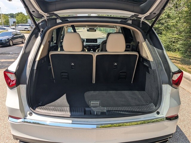 2023 Acura MDX photo 4