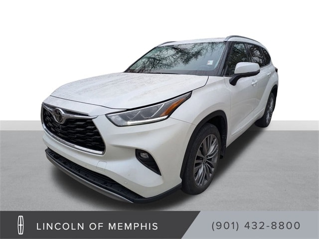 2021 Toyota Highlander Platinum's photo