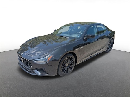 2022 Maserati Ghibli Modena Sedan