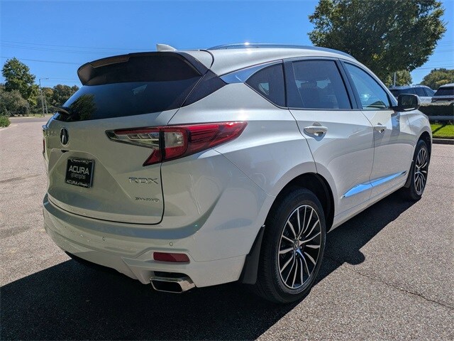 2025 Acura RDX photo 3