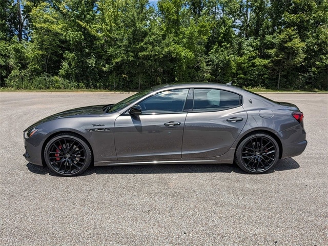 Used 2022 Maserati Ghibli Modena with VIN ZAM57YSM7NX396616 for sale in Memphis, TN