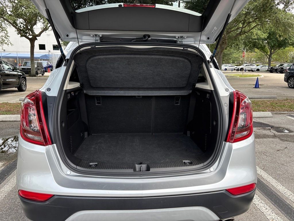 Thumbnail: 2018 Buick Encore - 22