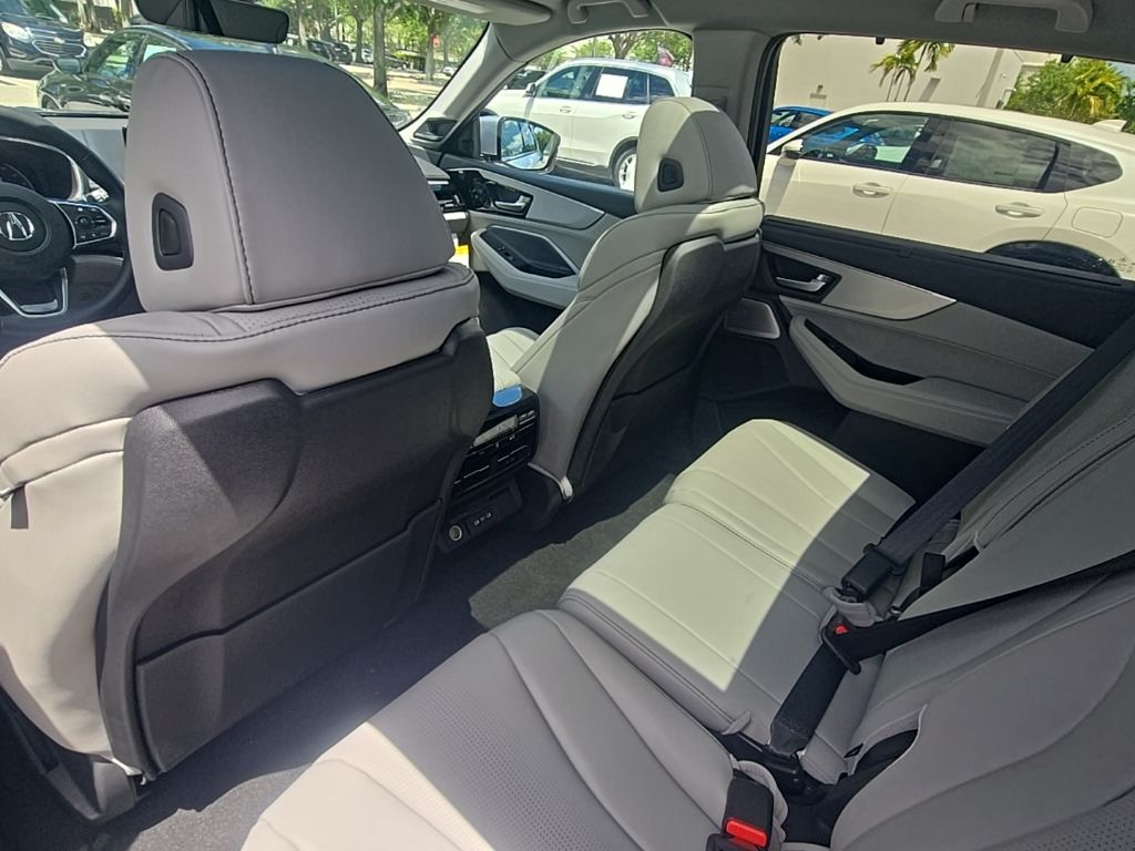 Thumbnail: 2026 Acura MDX - 26