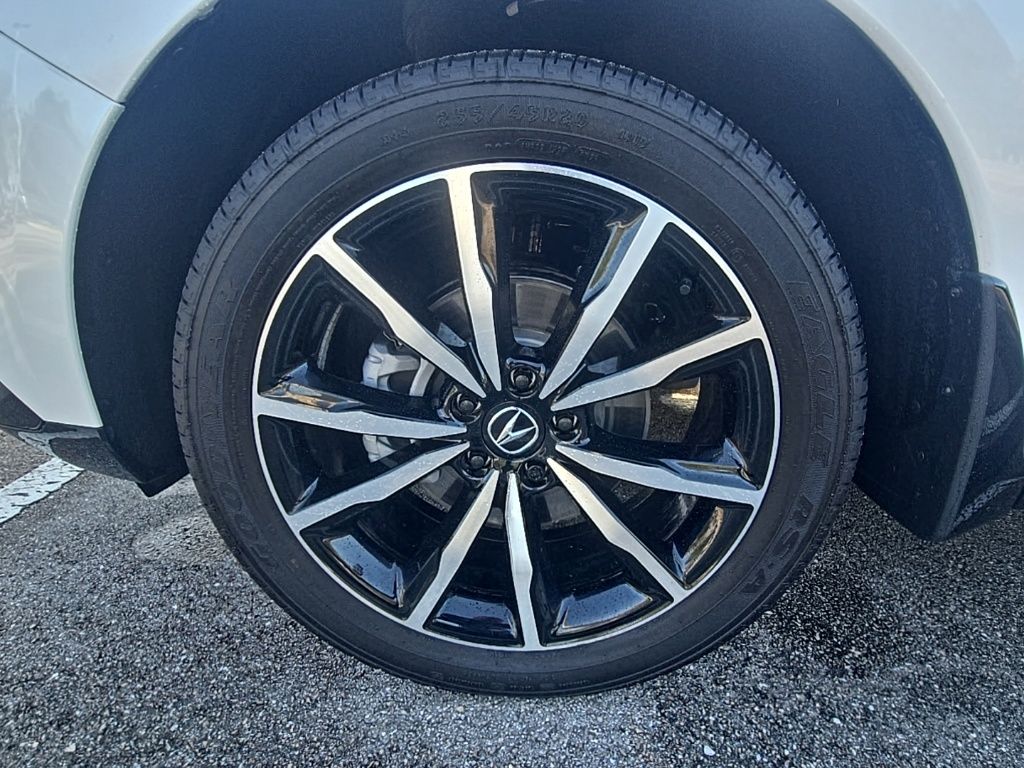 Thumbnail: 2025 Acura RDX - 10
