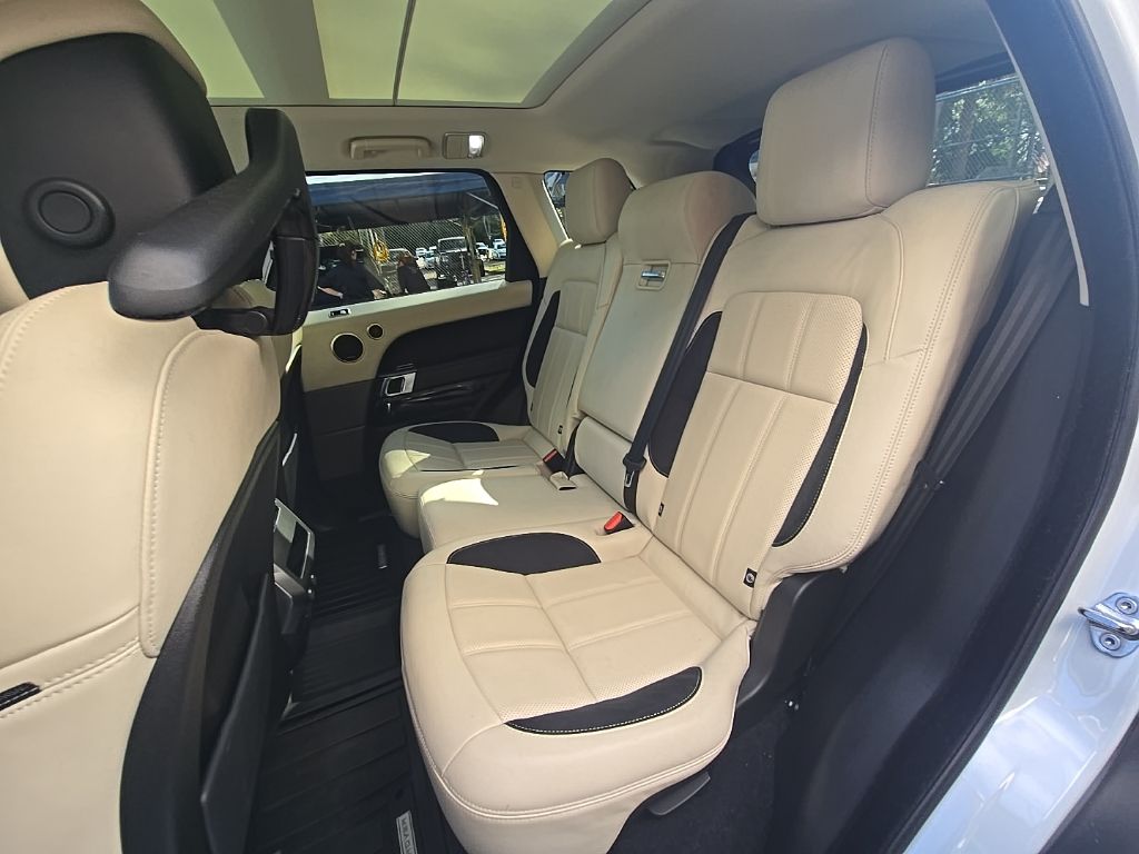 Thumbnail: 2018 Land Rover Range Rover Sport - 33