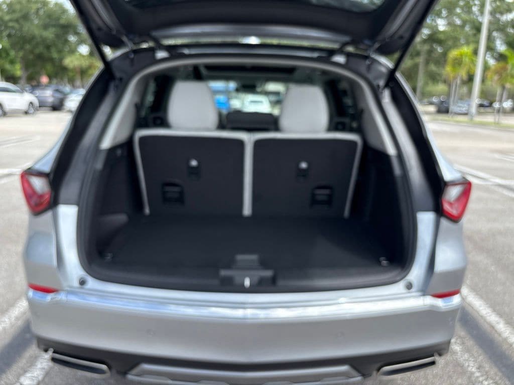 Thumbnail: 2026 Acura MDX - 25