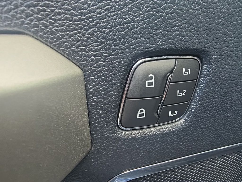 Thumbnail: 2022 Ford F-250 - 18