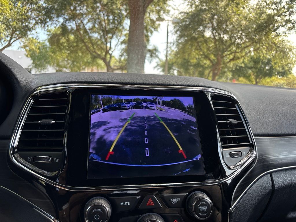 Thumbnail: 2019 Jeep Grand Cherokee - 35