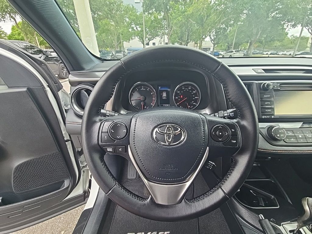 Thumbnail: 2016 Toyota RAV4 - 17