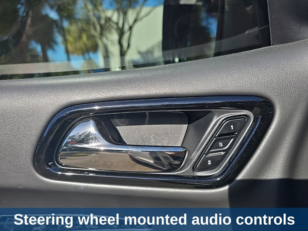 Thumbnail: 2023 Dodge Durango - 17