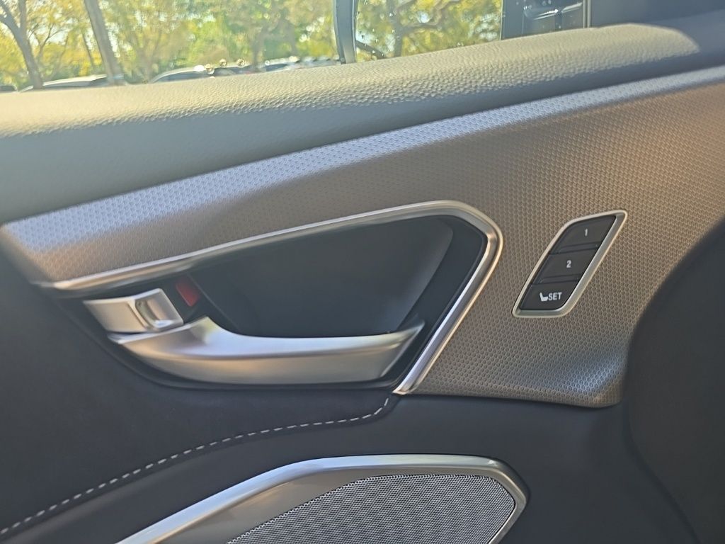 Thumbnail: 2026 Acura RDX - 15