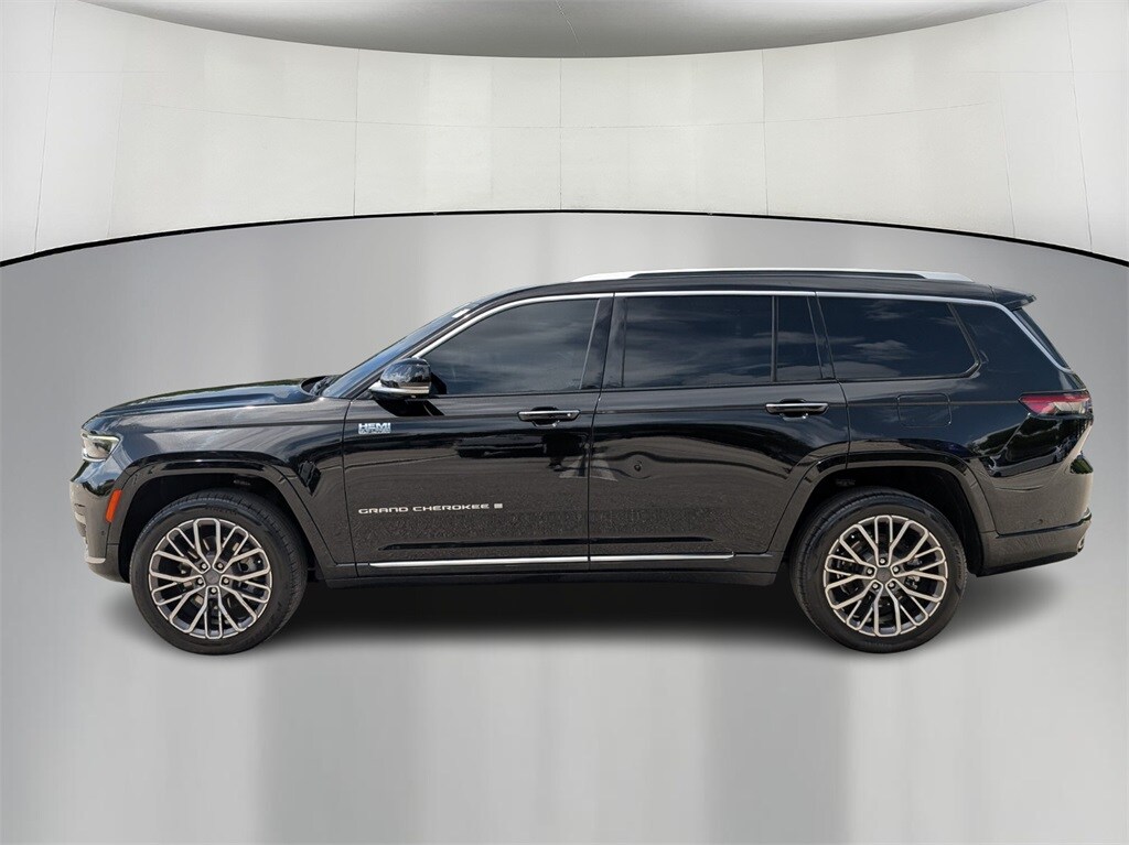 Thumbnail: 2022 Jeep Grand Cherokee - 4