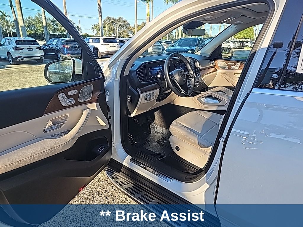 Thumbnail: 2024 Mercedes-Benz GLE - 10