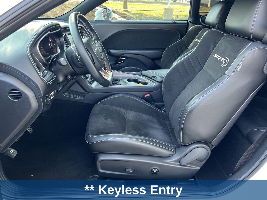 Thumbnail: 2023 Dodge Challenger - 15