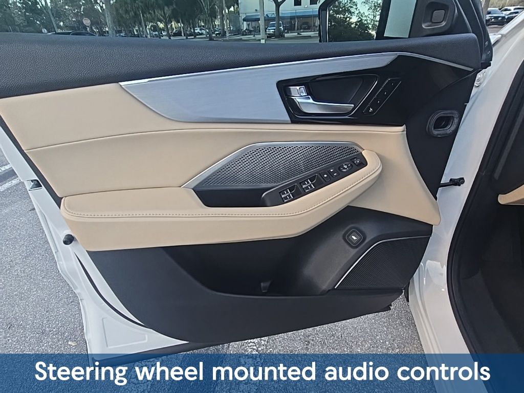 Thumbnail: 2023 Acura MDX - 19