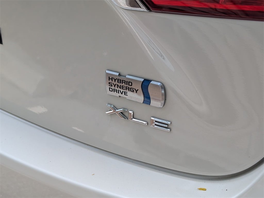 Thumbnail: 2014 Toyota Avalon - 8