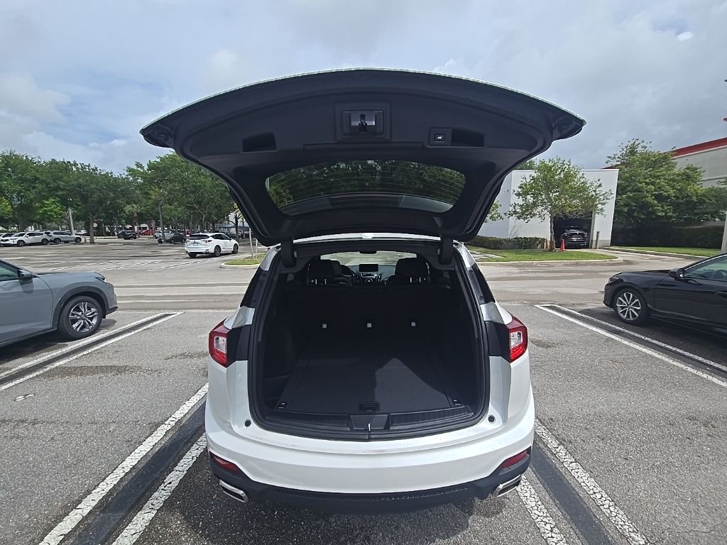 Thumbnail: 2026 Acura RDX - 32