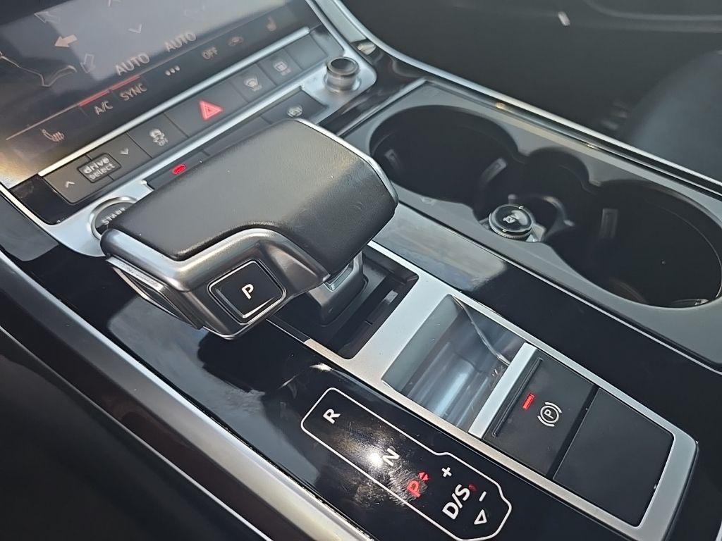 Thumbnail: 2021 Audi Q7 - 28