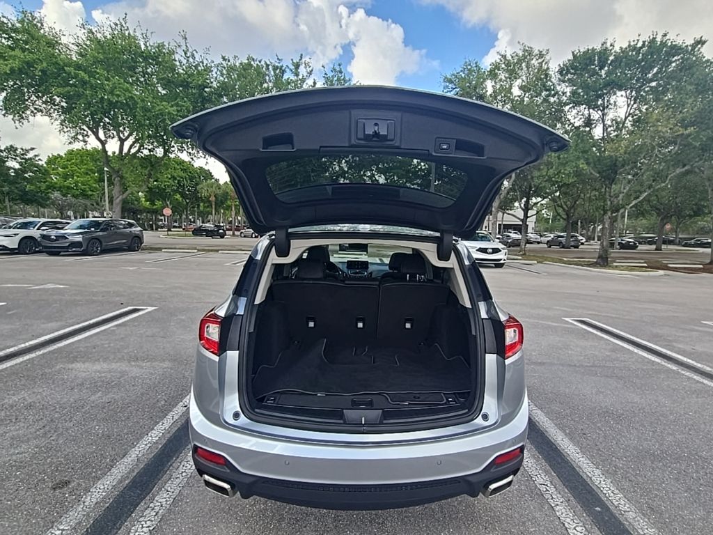 Thumbnail: 2025 Acura RDX - 32